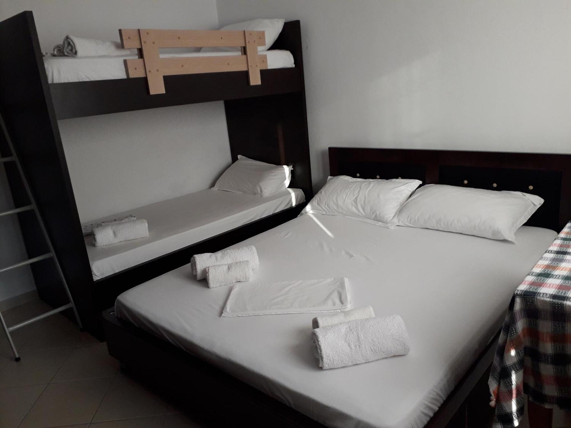 Guesthouse Emanuel Ksamil Habitación foto